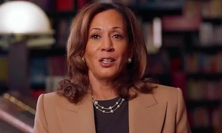 Ba Kamala Harris Ra Mat Hoi Ky 1765204287