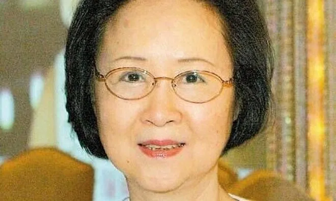 Nha Van Quynh Dao Qua Doi 1769580476