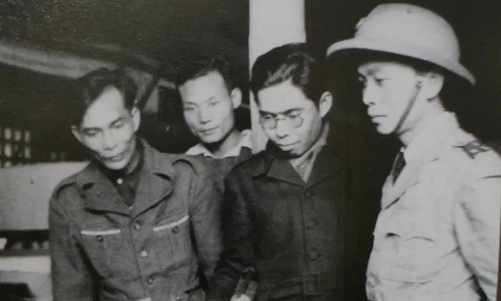 Ra Mat Hoi Ky Ve Vua Vu Khi Tran Dai Nghia 1769579933
