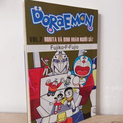 [phiên chợ sách cũ] doreamon vol 7: nobita và binh Đoàn người sắt (2013) fujiko f. fujio s2107