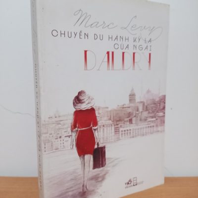 [Phiên Chợ Sách Cũ] Chuyến Du Hành Kỳ Lạ Của Ngài Daldry (2013) - Marc Levy S0209