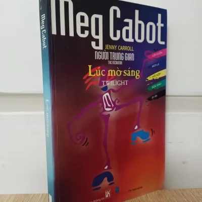 [Phiên Chợ Sách Cũ] Người Trung Gian 6: Lúc Mờ Sáng (2006) - Meg Cabot S1009
