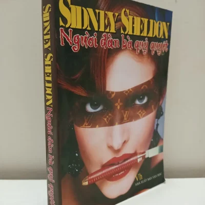 [Phiên Chợ Sách Cũ] Người Đàn Bà Quỷ Quyệt (2005) – Sidney Sheldon S2610