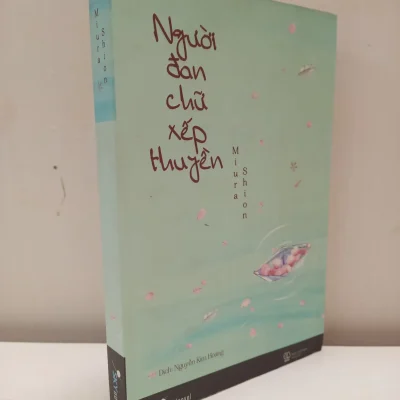 [Phiên Chợ Sách Cũ] Người Đan Chữ Xếp Thuyền (2016) – Miura Shion S2610