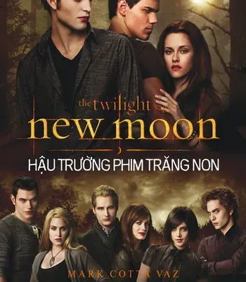 Boxset Chang Vang Hop 5 Cuon Tang Kem Sach Hau Truong Phim Trang Non 2020 Stephanie Meyer 694a72cc81e17
