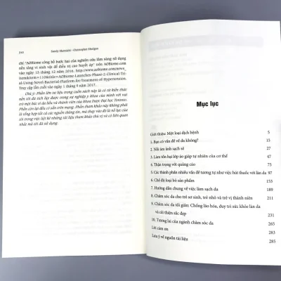 De Yen Cho Da Khoe Dep 2019 Sandy Skotnicki Christopher Shulgan 694f994606aff