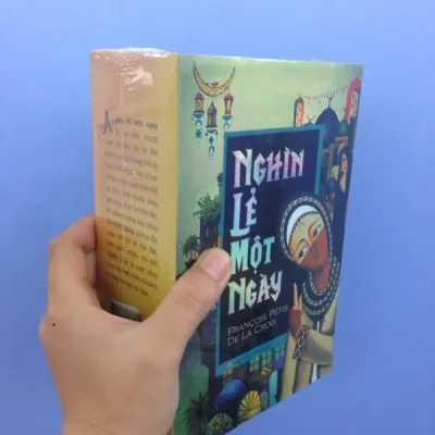 Nghin Le Mot Ngay 2017 Bo Hop 2017 Francois Petis De La Croix 69300a4a859c6