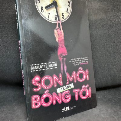 Son Môi Trong Bóng Tối - Charlotte Marin, Mới 80% (Ố Vàng), 2012 SBM1303
